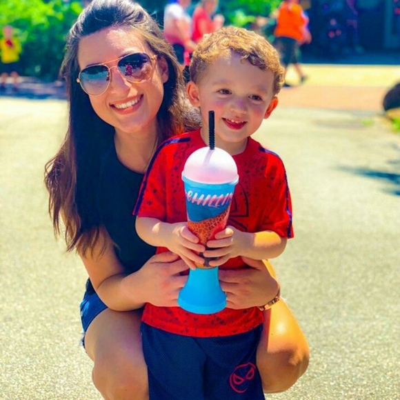 MEET THE POSHER - Picture 4 of 8